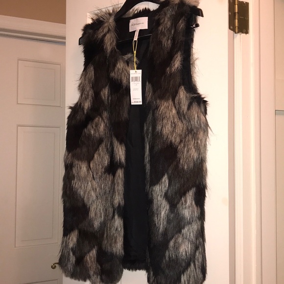 BCBGeneration Other - Faux fur vest
